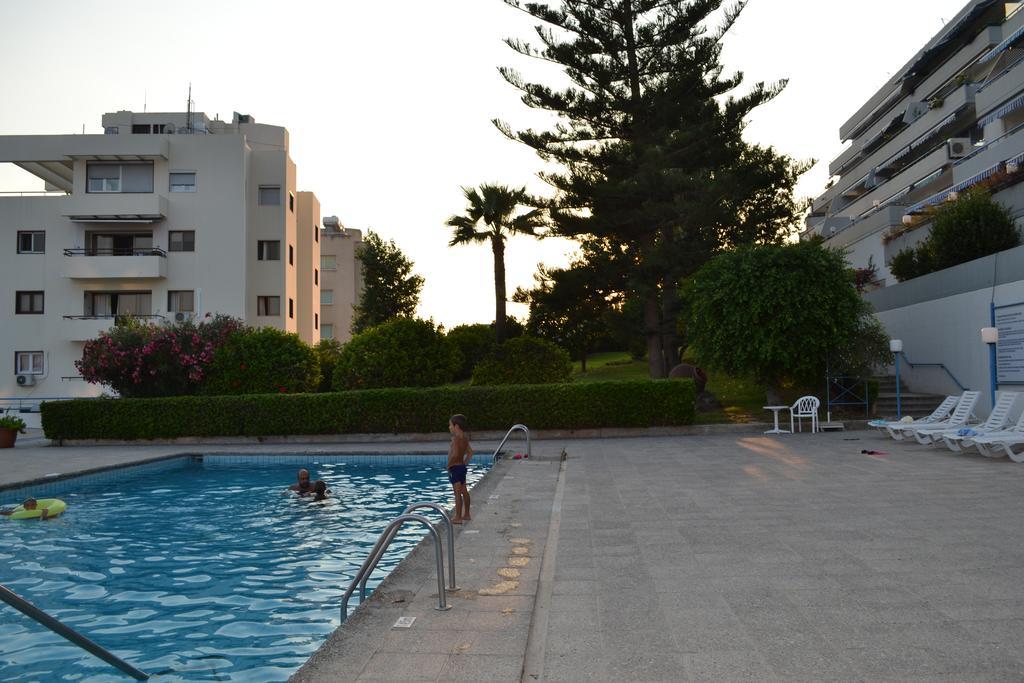 Alania Sea View Apartment Limassol Luaran gambar